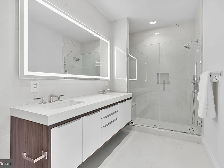 1427 Rhode Island Ave NW #Penthouse 01 — Photo 27