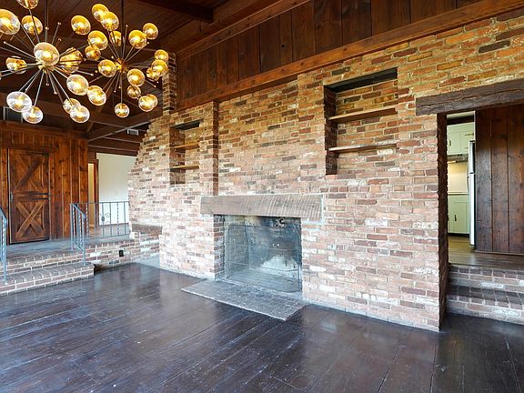 3rd image of 53 Iron Bridge Rd