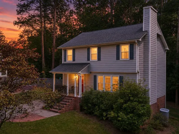 104 Swiftwater Ct, Cary, NC 27513