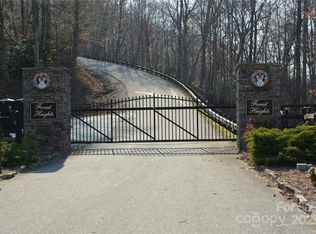 78 Big Branch Dr, Marion, NC 28752