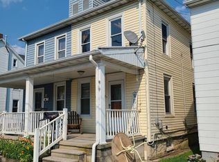 647 E Middle St, Hanover, PA 17331