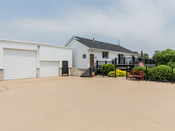 3980 E 4th Rd, Mendota, IL 61342