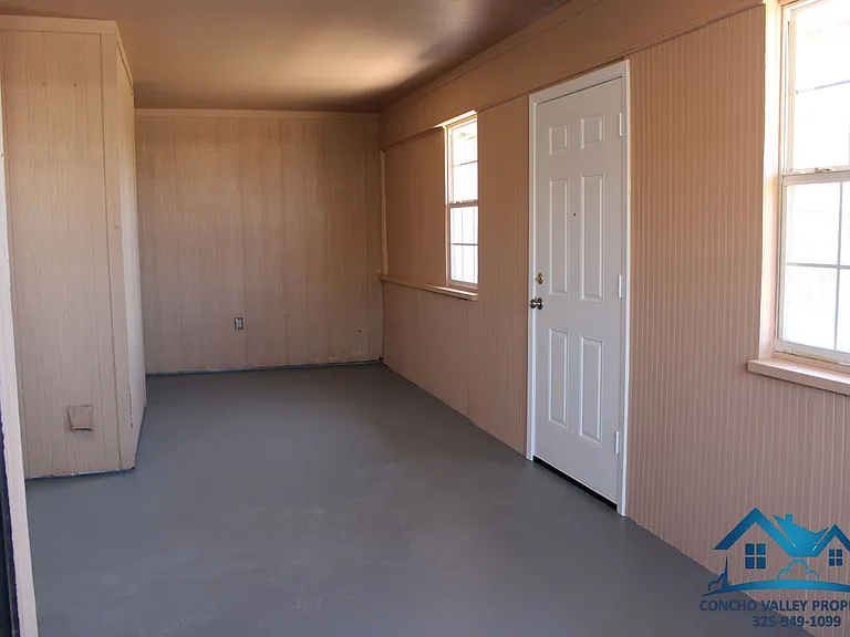 1706 Kansas Ave — Photo 17