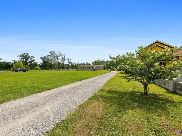18668 Muddy Creek Rd, Prairieville, LA 70769