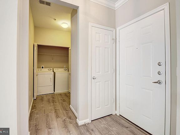 3rd image of 2791 Centerboro Dr APT 275