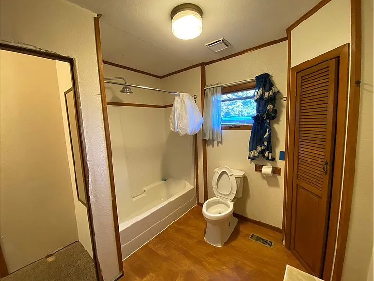 631 Bill St — Photo 10