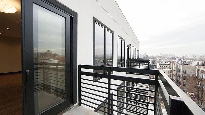 Rented by Nooklyn NYC LLC | media 4