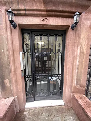 Rented by Oxford Property Group | media 41