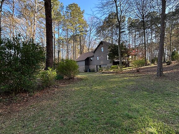 2nd image of 3121 Bonds Lake Rd NW