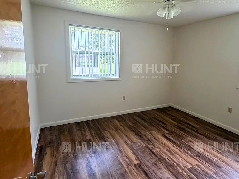 619 Dahlia Dr — Photo 8