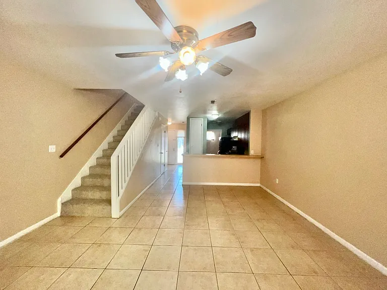 1 Deal Ave NW — Photo 3