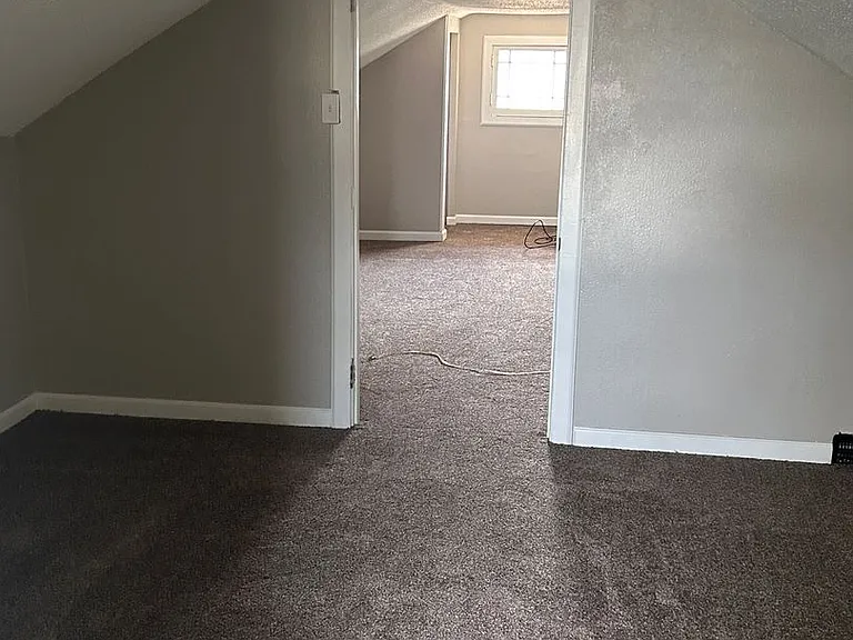 211 Carnegie Ave — Photo 23