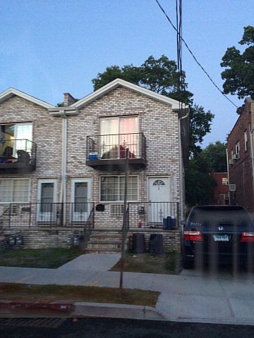 1st image of 2444 Seymour Ave