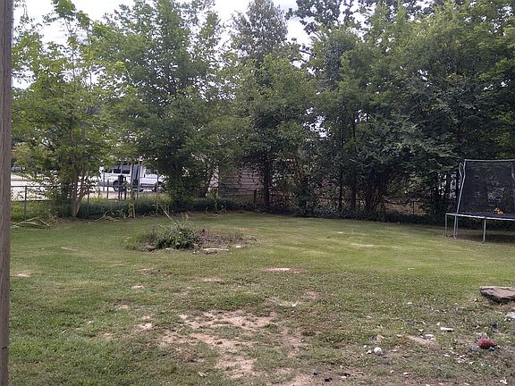 5th image of 265 W Garfield Ave