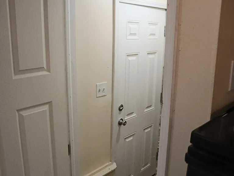 616 Irvington Ave — Photo 33
