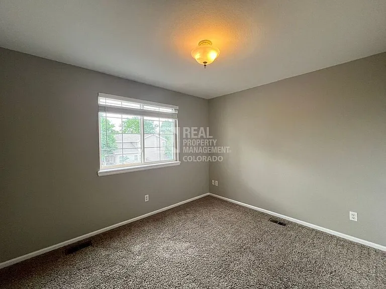 9979 Blackbird Cir — Photo 14