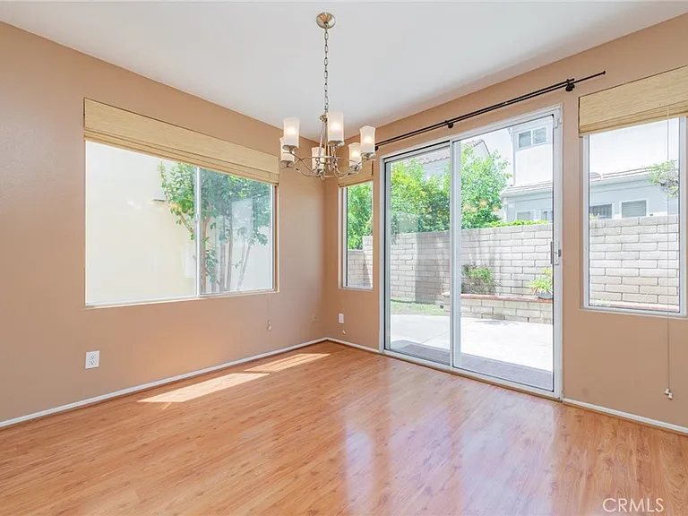 1511 Kinsler Ct — Photo 18