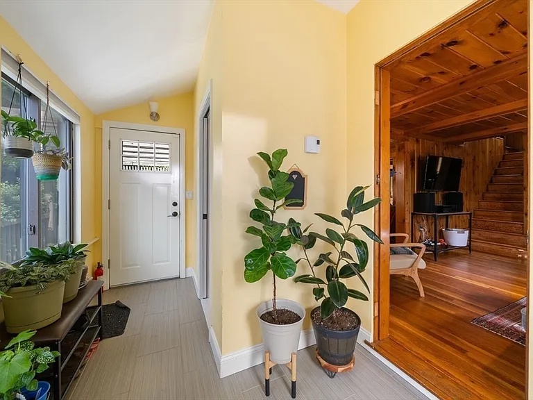31 Braeburn Rd — Photo 9