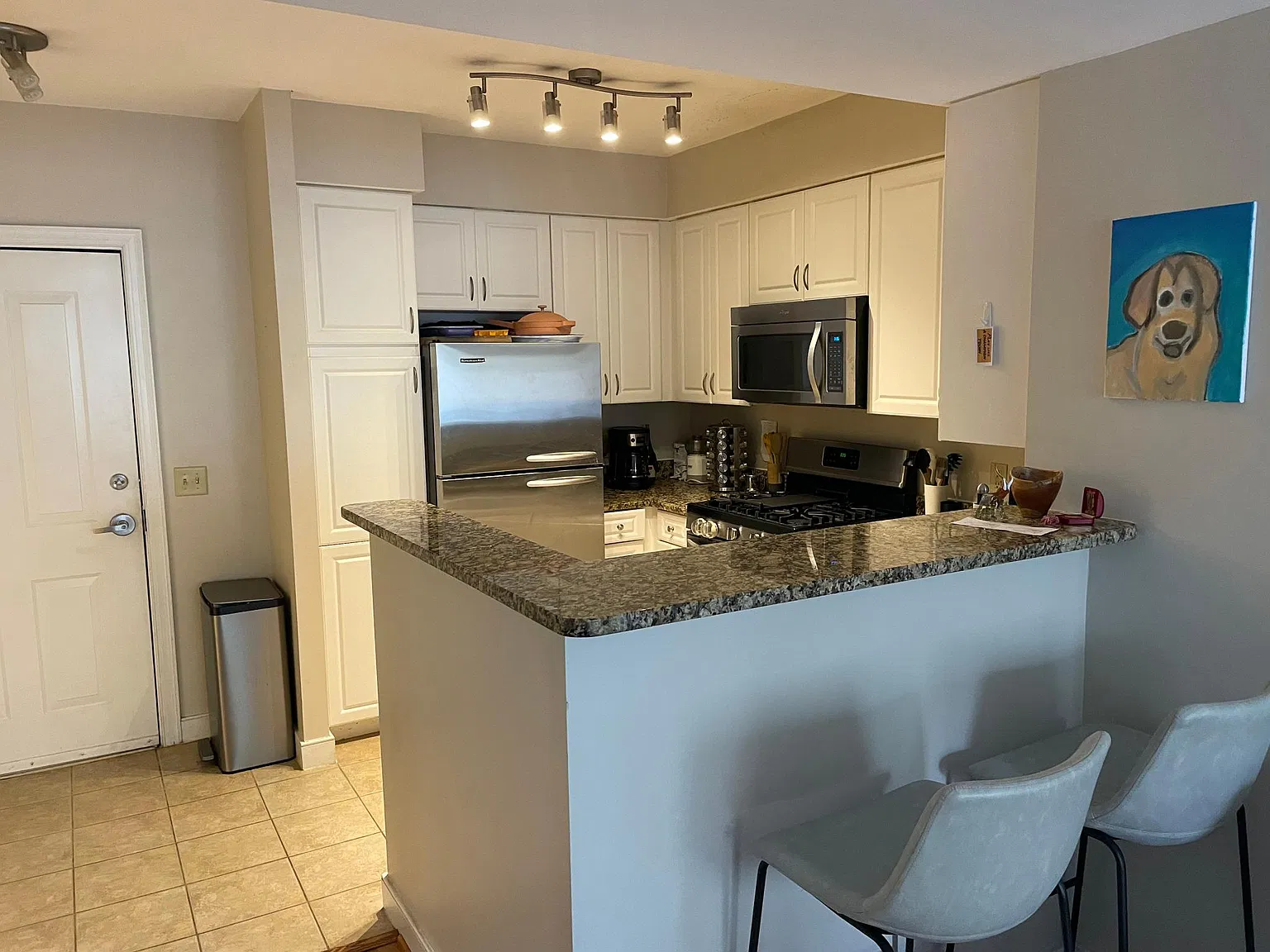1 bed, 650 sqft, $2,400 — Photo 4
