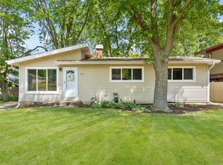 5717 Pershing Ave, Downers Grove, IL 60516