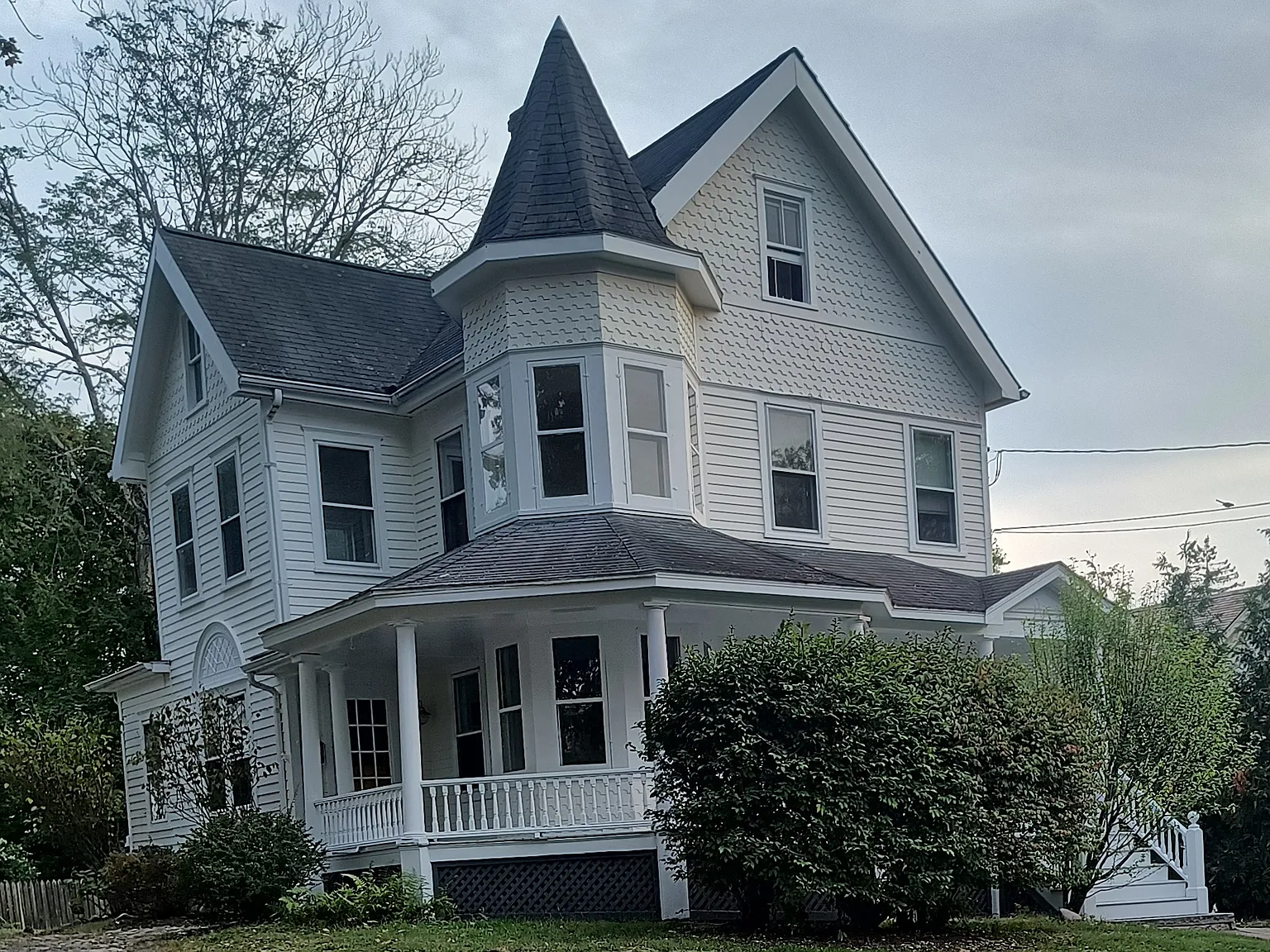 28 Richmond Hill Rd — Photo 3
