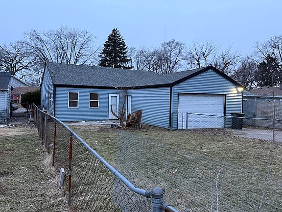 2nd image of 7561 Golfway Ct