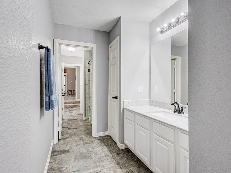 2045 Mason Dr — Photo 21