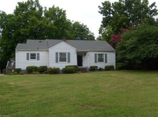 2840 Middlebrook Dr, Clemmons, NC 27012