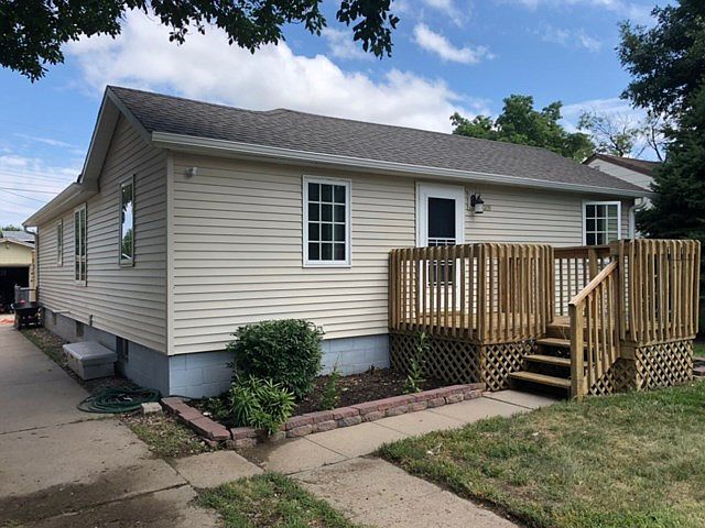 1st image of 1009 Avenue D