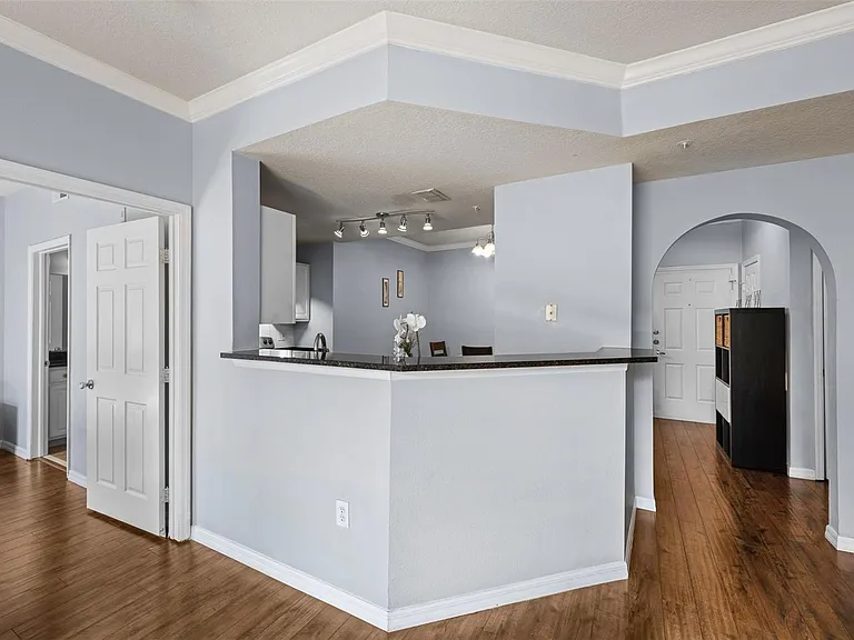 501 Knights Run Ave #1123 — Photo 12