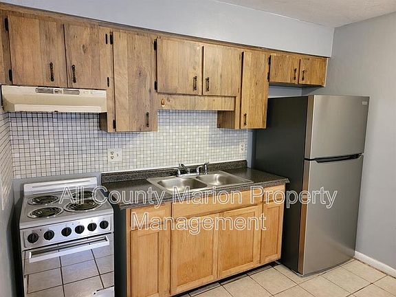 3rd image of 2765 NE 48th Ct APT 1
