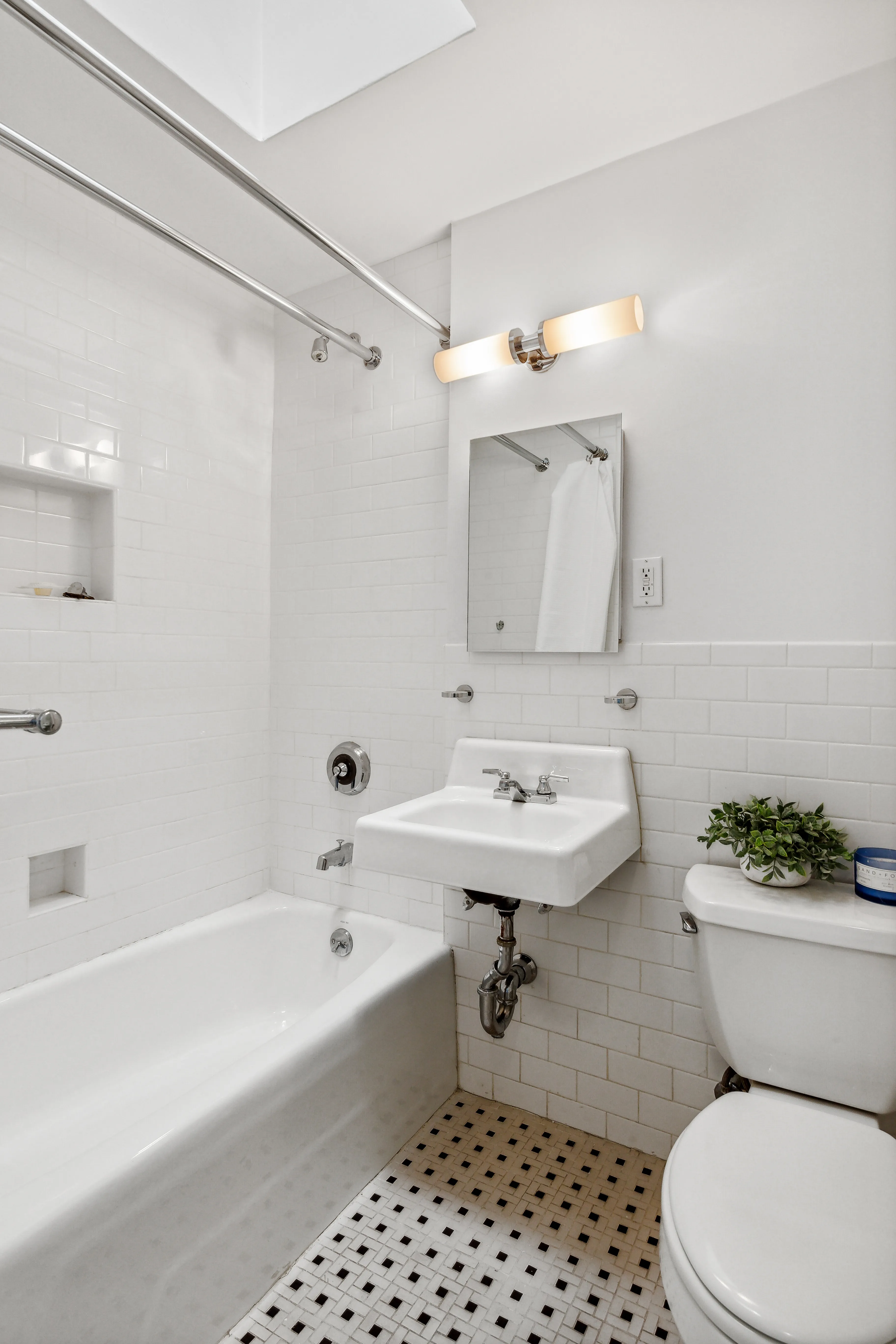22 Irving Place #5B in Gramercy Park, Manhattan | StreetEasy