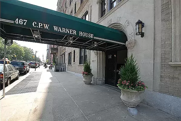 Rented by Buchbinder & Warren | media 22