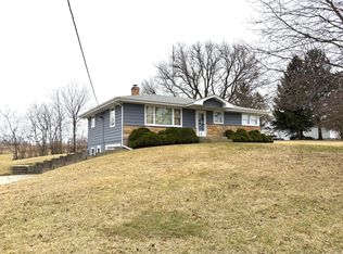 2208 Stieg Rd, Woodstock, IL 60098