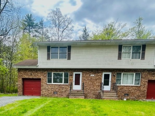 407 Deerfield Ln