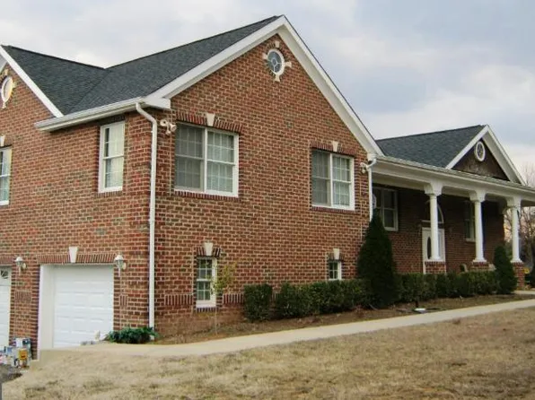 7809 Signal Hill Rd, Manassas, VA 20111