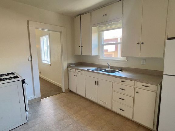 2nd image of 630 Cherry St #630