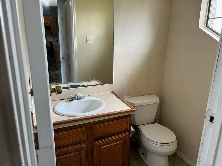 1368 Old Jamestown Ct — Photo 14