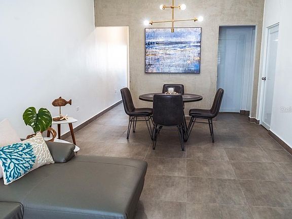 3rd image of 117 CALLE POMARROSA #3D