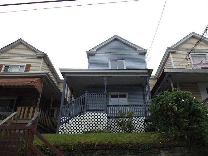240 E 17th Ave photo 1