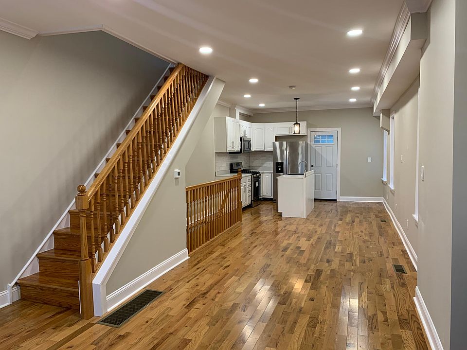 1st image of 3546 Mantua Ave