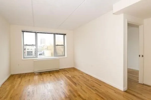 Rented by MNS | media 14