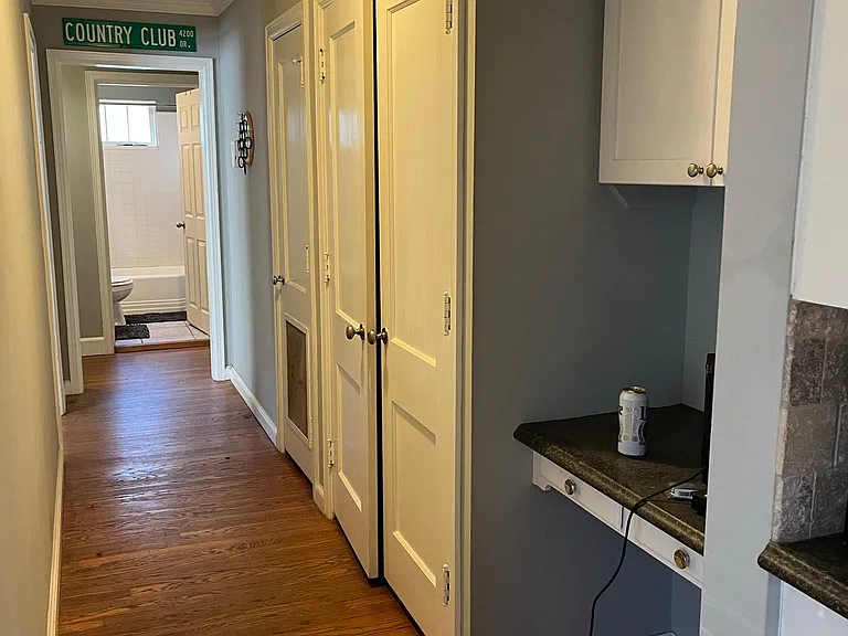 808 S Gray St — Photo 11