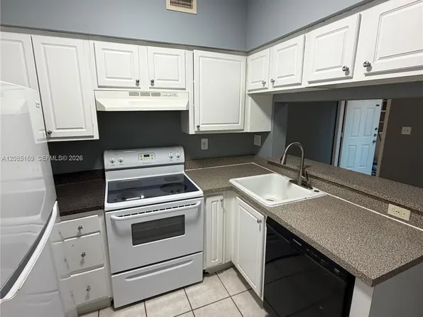 1851 NW 96th Ter, Hollywood, FL