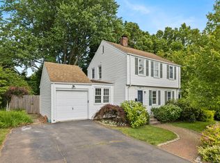 1016 Ridge Rd, Wethersfield, CT 06109