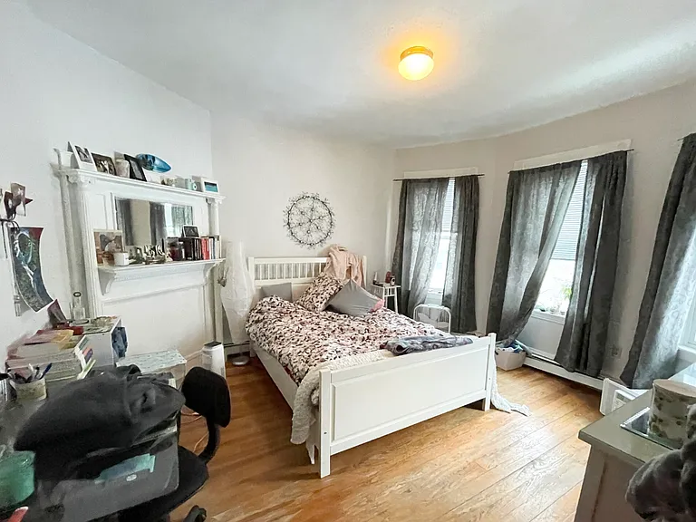 19 Bucknam St #3F — Photo 10