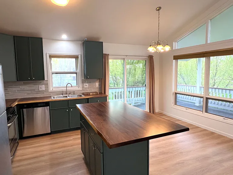 40310 Anchor Way — Photo 2
