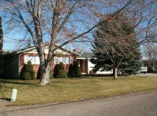 100 Carrie Dr, Mountain Home, ID 83647