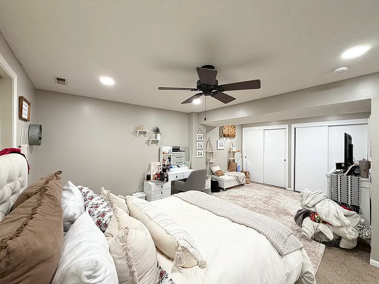 727 W Leon Dr — Photo 28