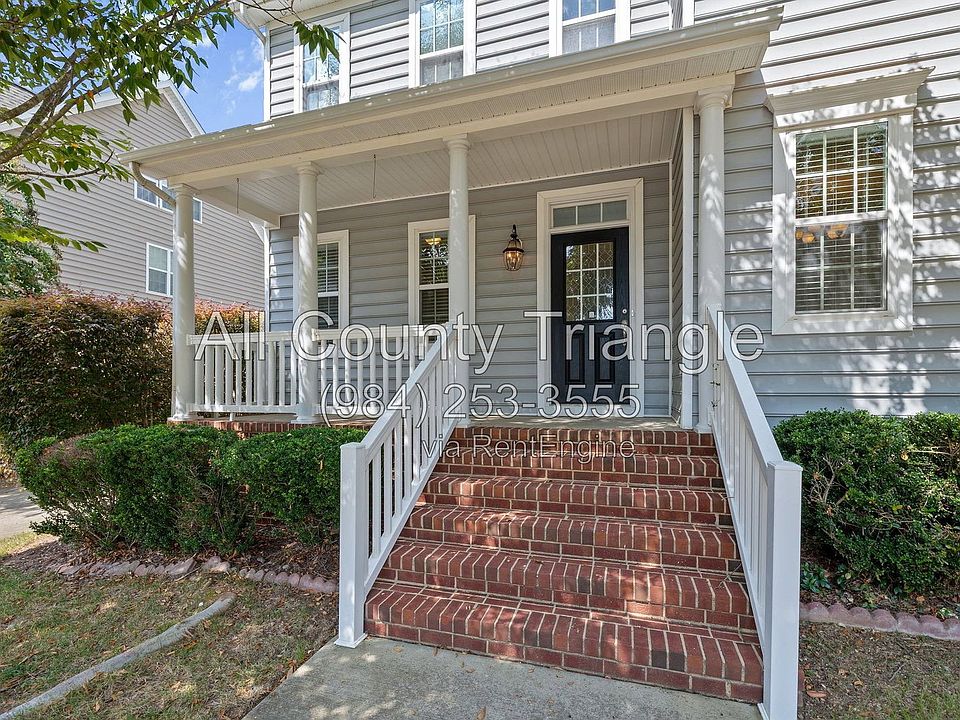 1st image of 208 Butterbiggins Ln